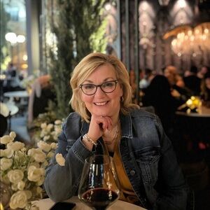 Meet your Posher, Louise